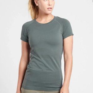 ATHLETA Momentum Short Sleeve Tee | Bali Green | Size Small